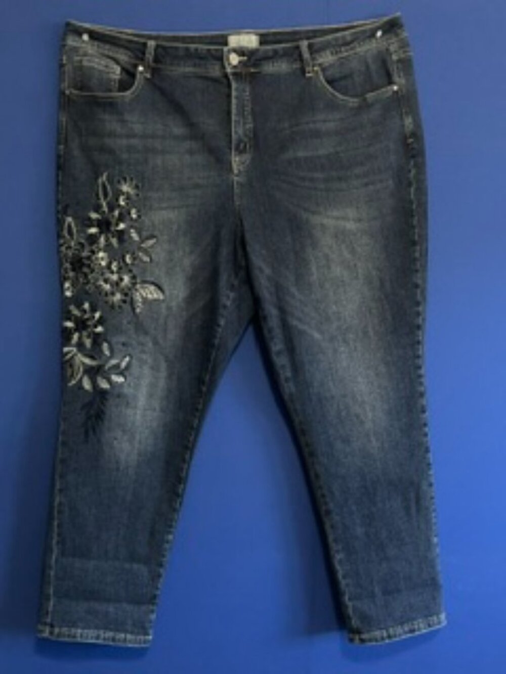 Laura Plus Floral Embroidered Denim Jeans - Size 22